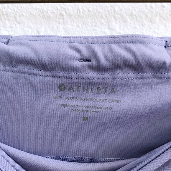 ATHLETA Ultimate Stash Pocket Capri Size Medium - Picture 7 of 10